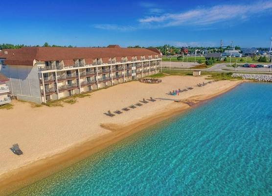 Best Western Plus Dockside Waterfront Inn 1