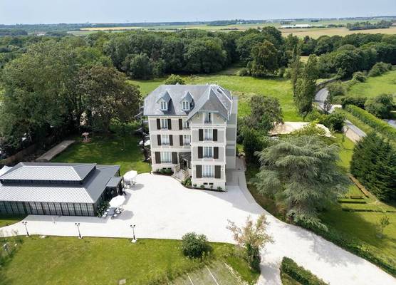 Villa Edmond Hôtel & Spa - Maison Blanche Bièvres 1