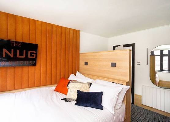 The Snug Townhouse 1