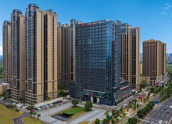 Ramada Plaza by Wyndham Xiangtan Wanlou 1