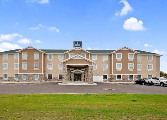 Cobblestone Hotel & Suites - Austin 1