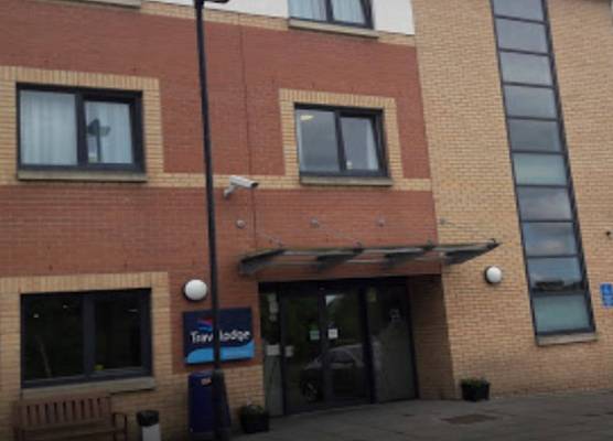 Travelodge Dunfermline 1