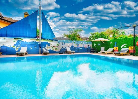 Dedeminn Garden Hotel 1