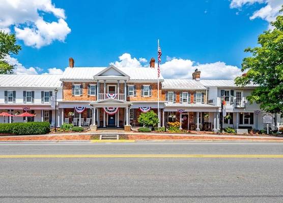 Wayside Inn 1