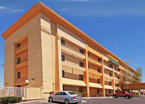 La Quinta by Wyndham El Paso West Bartlett 1