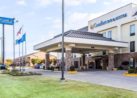 Ardmore Inn & Suites Ardmore 1