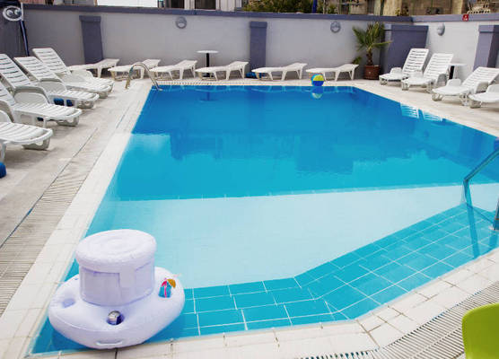 Dean Hamlet Hotel 1