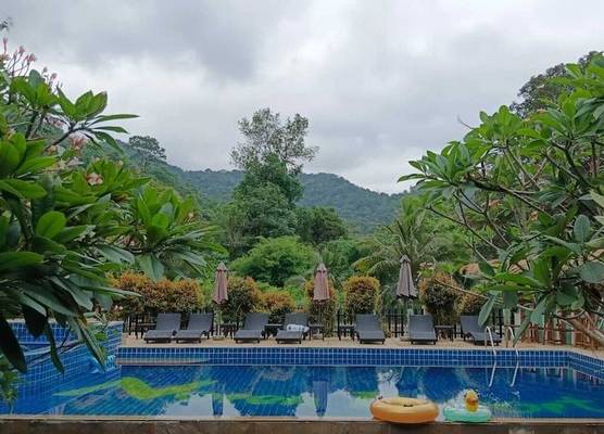Iyara Boty Resort 1