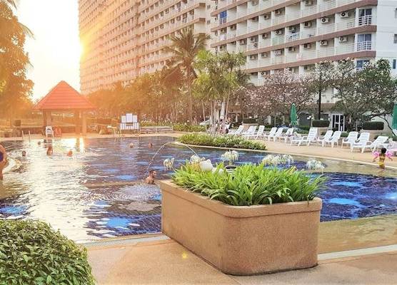 Sea View Studio at Jomtien Beach - Sleeps 2 1