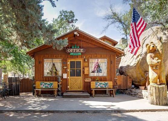Whispering Pines Lodge 1