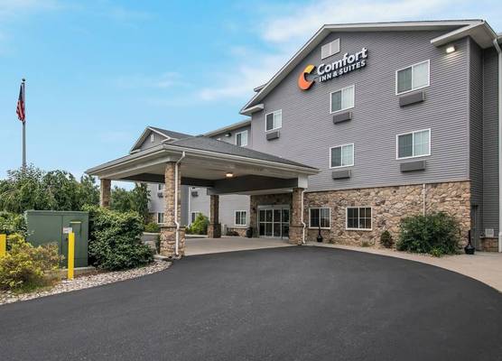 Comfort Inn & Suites Barnesville - Frackville 1