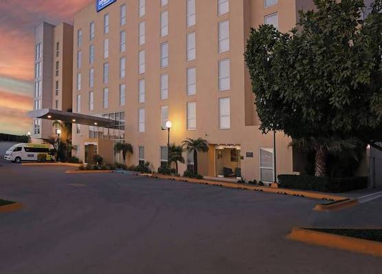City Express by Marriott Tijuana Insurgentes 1