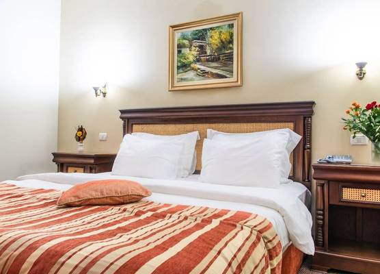Atrium Hotel Ateneu City Center 1