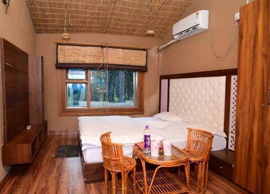 Jungle Resort 1