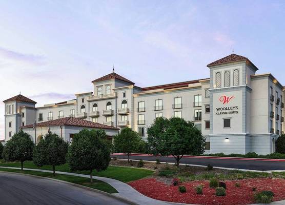 Woolley's Classic Suites 1