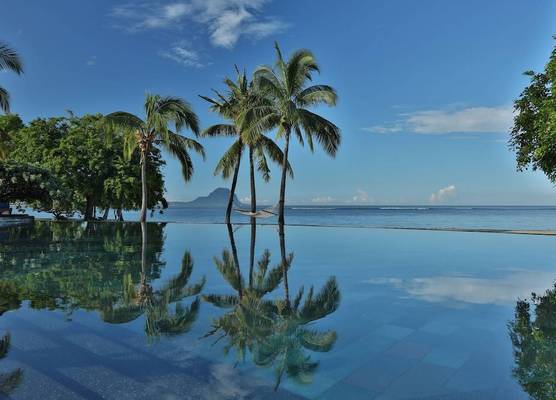 Maradiva Villas Resort and Spa 1