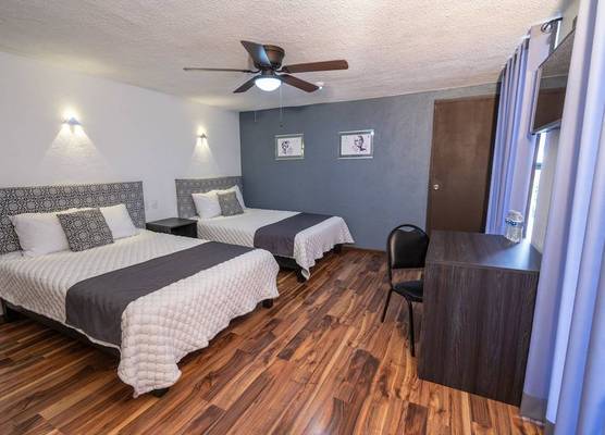 Hotel delf-inn 1