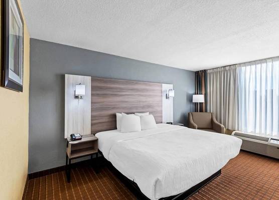 Quality Inn Fort Dodge 1