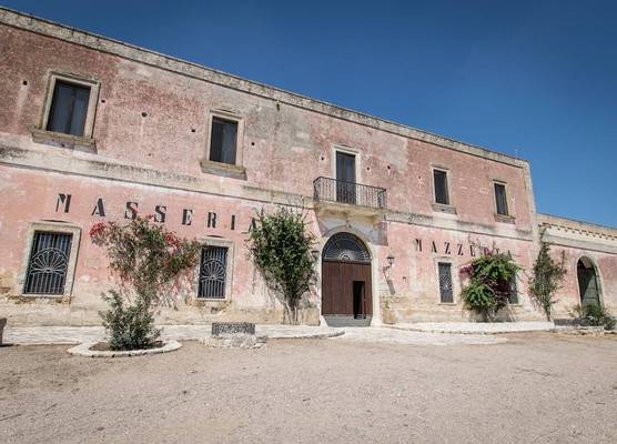 B&B Masseria Mazzetta - La Corte del Falconiere 1