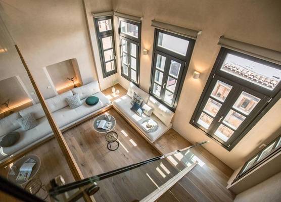 J&G Suites 1