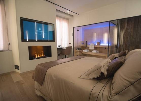Tritone Luxury Suites Fontana di Trevi 1