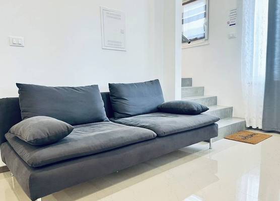 GuestHouse Magliaso Golf Station by LR - self check in 1