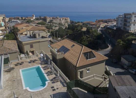 Sui Generis Tropea Luxury Rooms 1