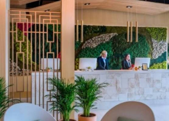 Mediterraneo Bay Hotel & Resort 1