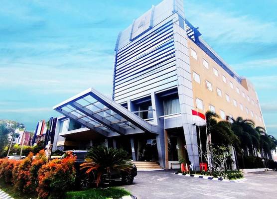 Royal Asnof Hotel Pekanbaru 1