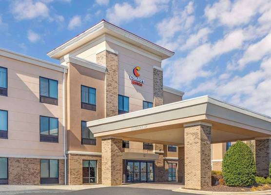 Comfort Suites Whitsett - Greensboro East 1