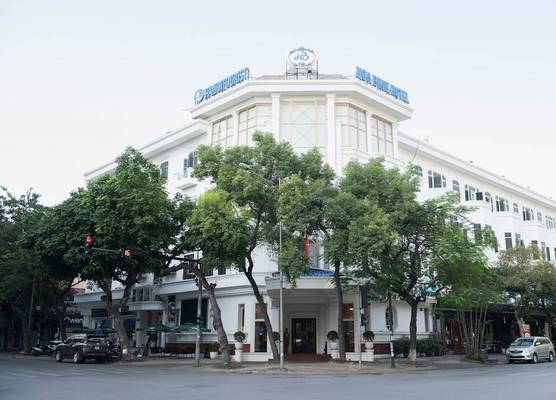 Hoa Binh Hotel 1
