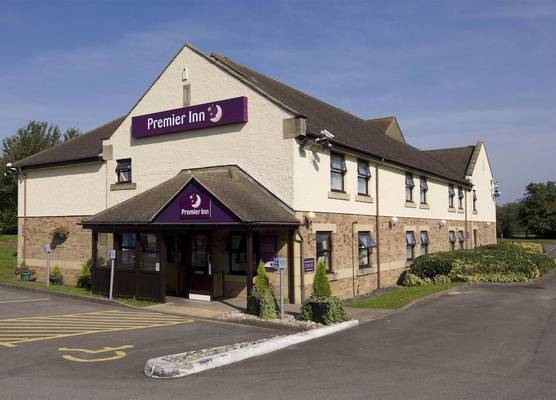 Premier Inn Gloucester - Little Witcombe 1