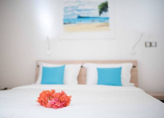 Toparadis Guest House 1