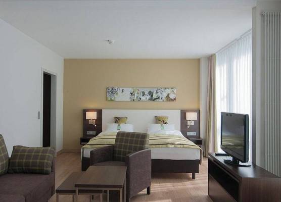 Holiday Inn MUNICH - UNTERHACHING by IHG 1