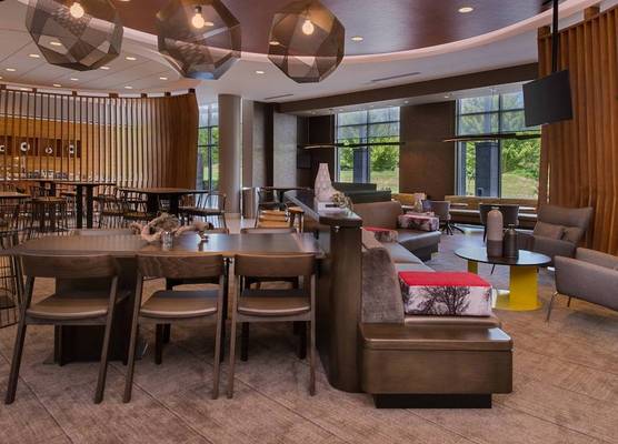 SpringHill Suites Pittsburgh Southside Works 1