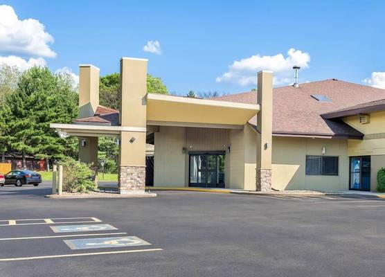 Quality Inn & Suites Black River Falls I-94 1