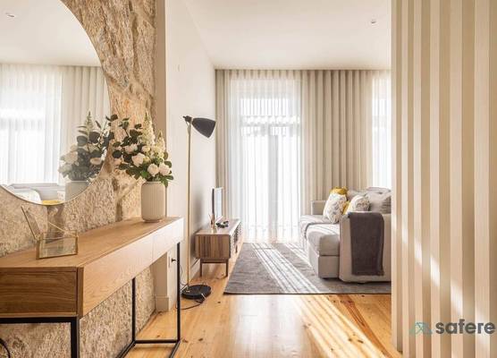 Bonja1 Light-filled Apartment w/ Balcony +AC 1