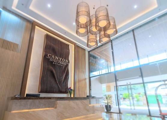 Canyon Hotels & Resorts Boracay 1