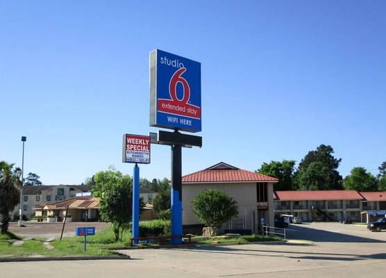 Studio 6 Huntsville, TX 1