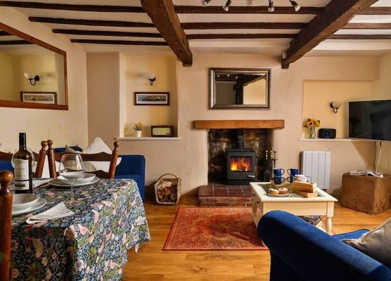 The Cottage in Greystoke has 2 Bedroom 1