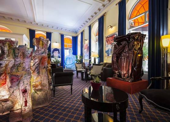 LHotel 1