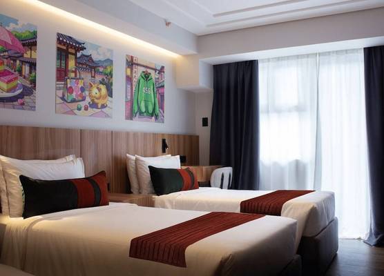 Novel Hotel Manila 1