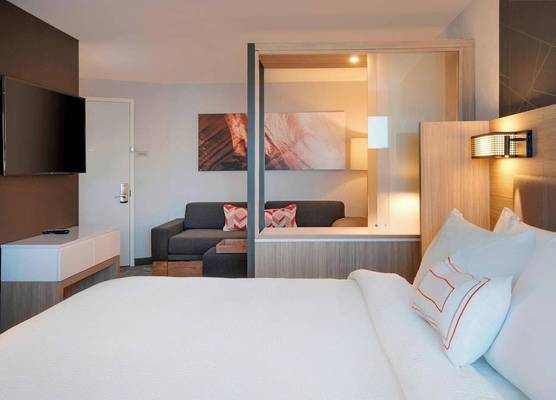 SpringHill Suites by Marriott Hampton Portsmouth 1