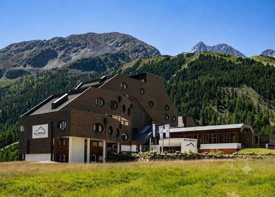 Blu Senales Active & Family Resort 1