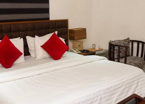 TRENDY INN LTD 1