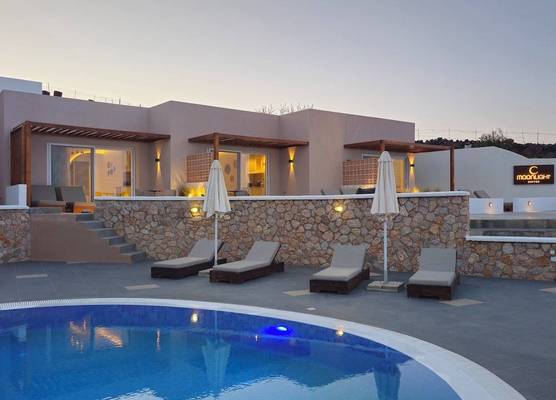 Moonlight Apartments & Suites 1
