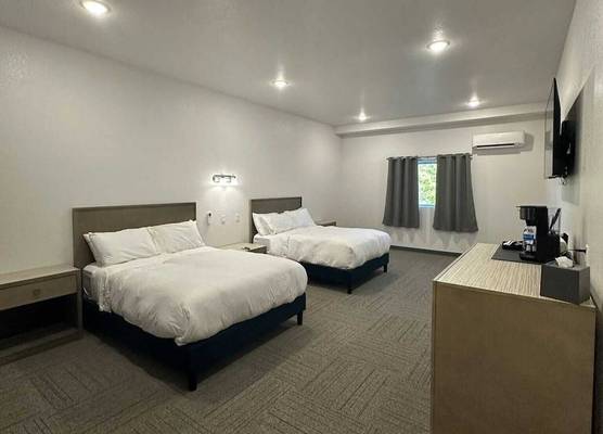 Bunkhouse Lodge 1