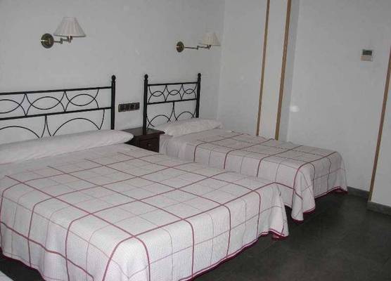 Hostal Ivor 1