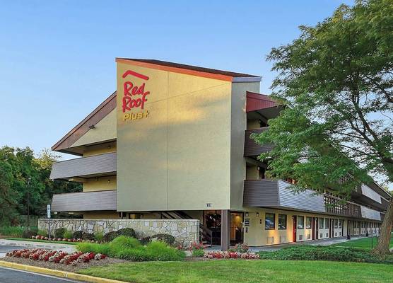 Red Roof Inn PLUS Washington DC - Oxon Hill 1