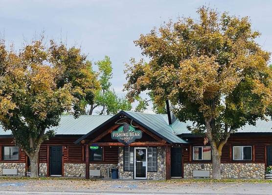 The Fishing Bear Lodge 1